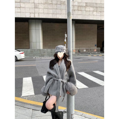 Lace-up Furry Sleeves Thin Hepburn Style Woolen Coat