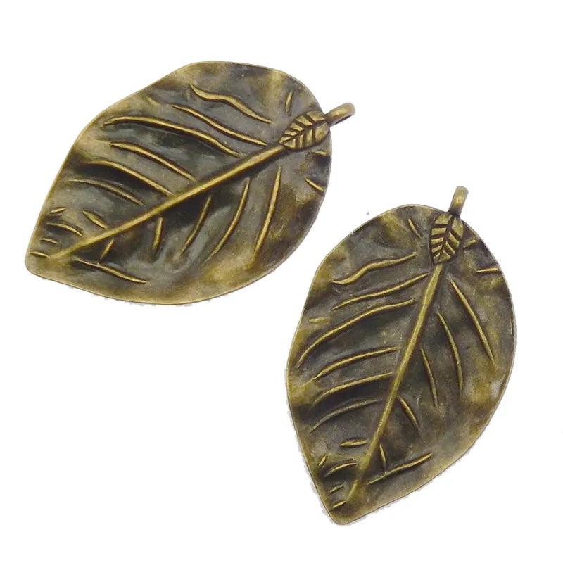 Antique Bronze Alloy Tree Leaf Necklace Large Size Tree Leaves