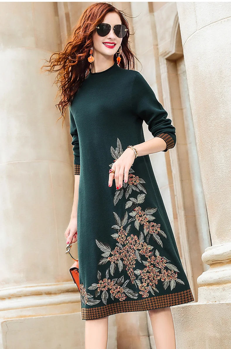 Embroidered knitted dress female autumn/winter